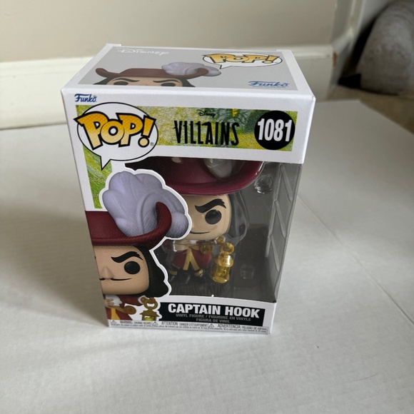 NEW! Funko Pop! Disney Villains Captain Hook #1081. - Picture 9 of 10